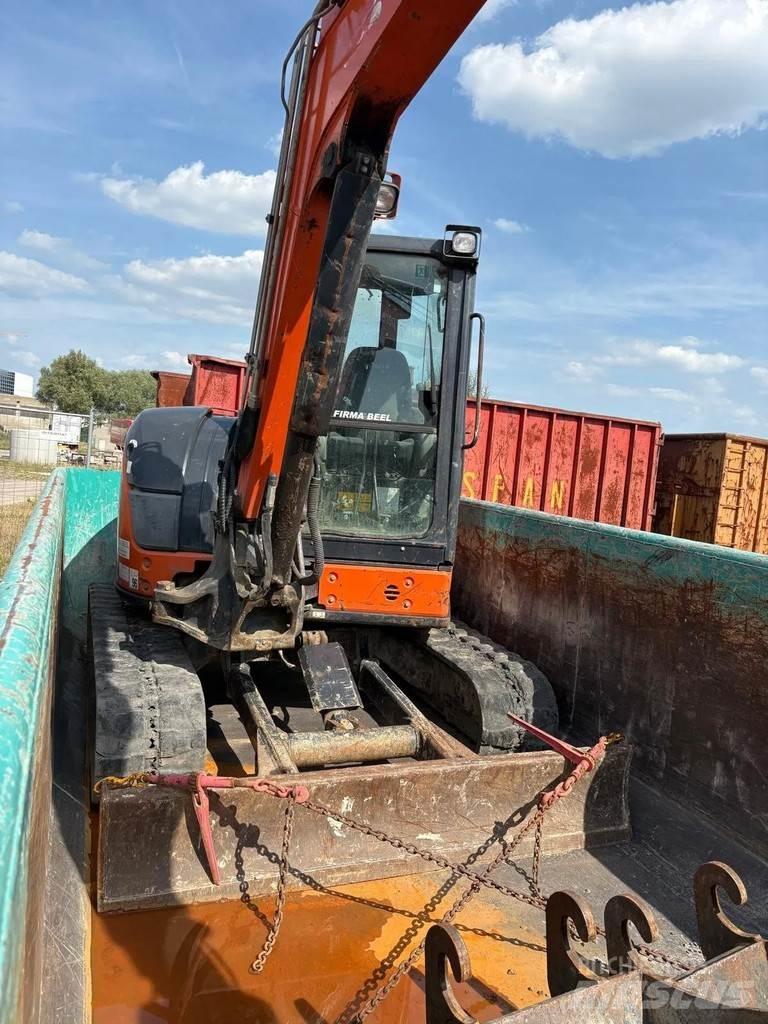 Hitachi ZX55U-5A Mini ekskavatörler, 7 tona dek