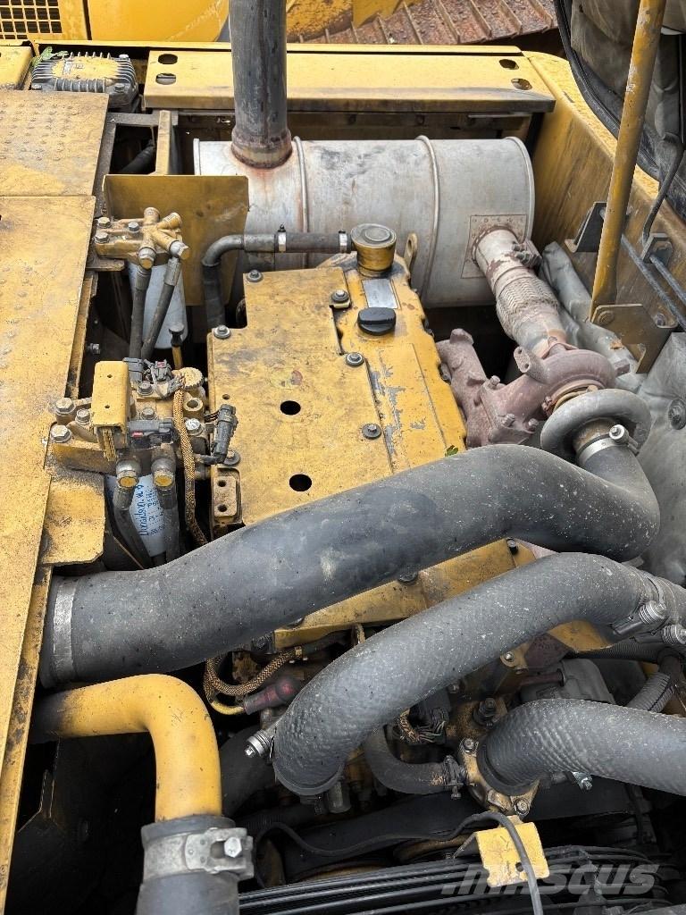 CAT 320 D L Paletli ekskavatörler