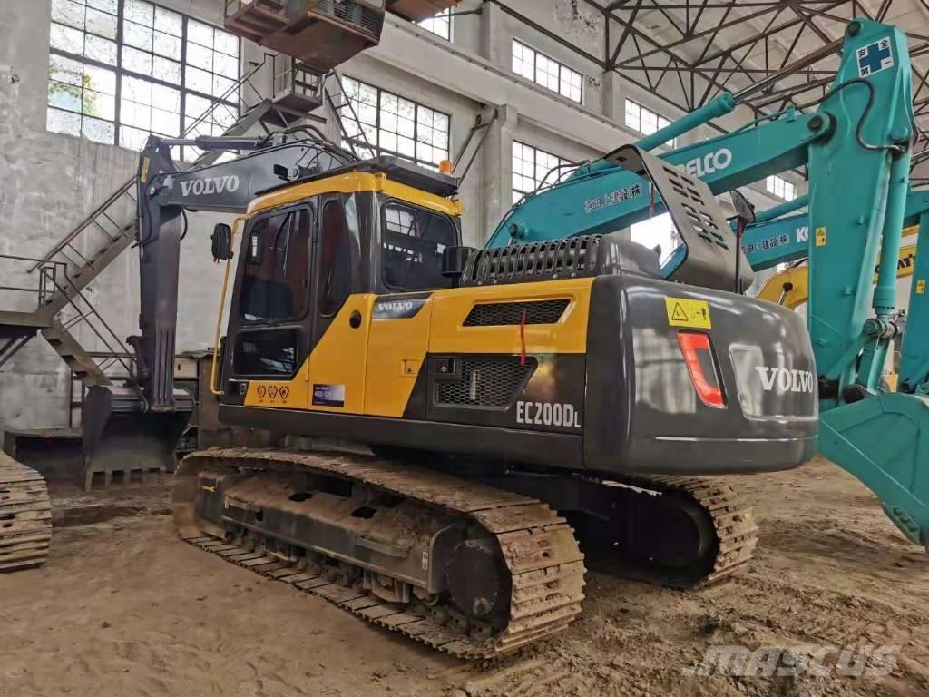 Volvo EC200D Paletli ekskavatörler