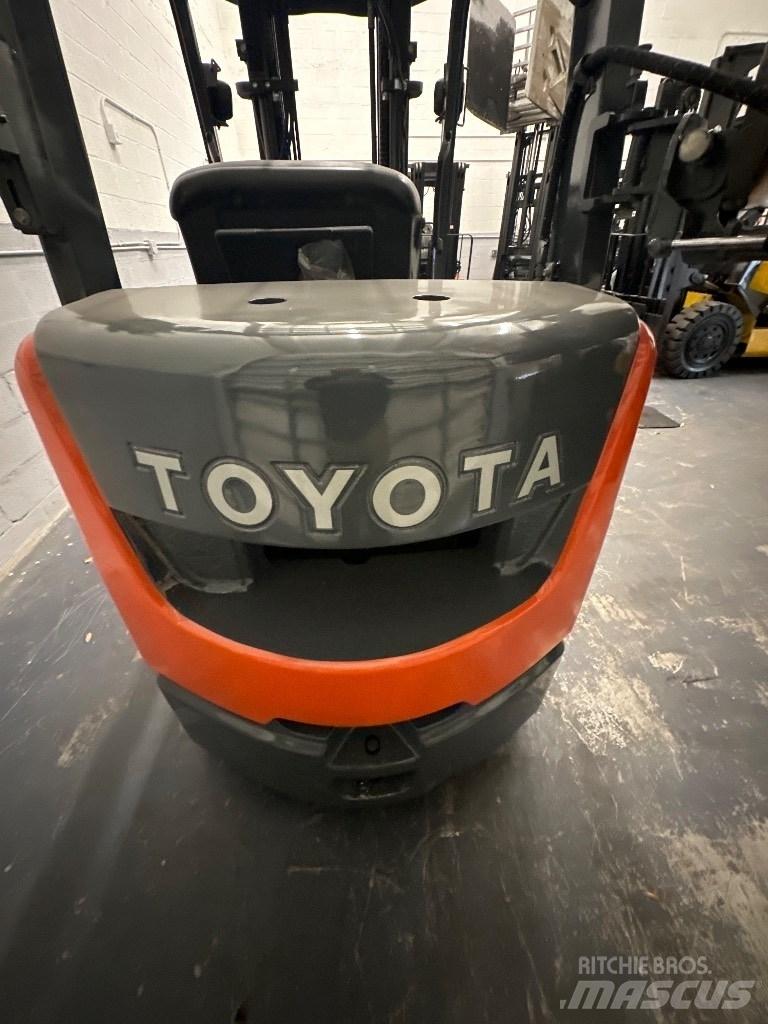 Toyota 8 FG CU 25 Diger