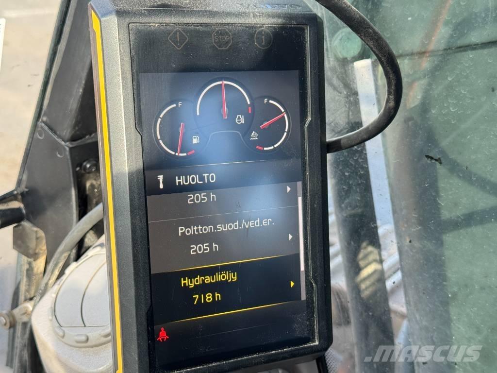Volvo EC 530 EL Paletli ekskavatörler