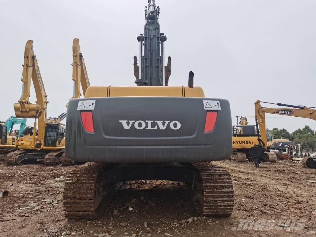 Volvo EC 460 B LC Paletli ekskavatörler
