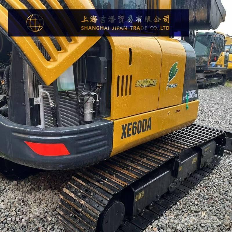 XCMG XE 60 DA Paletli ekskavatörler