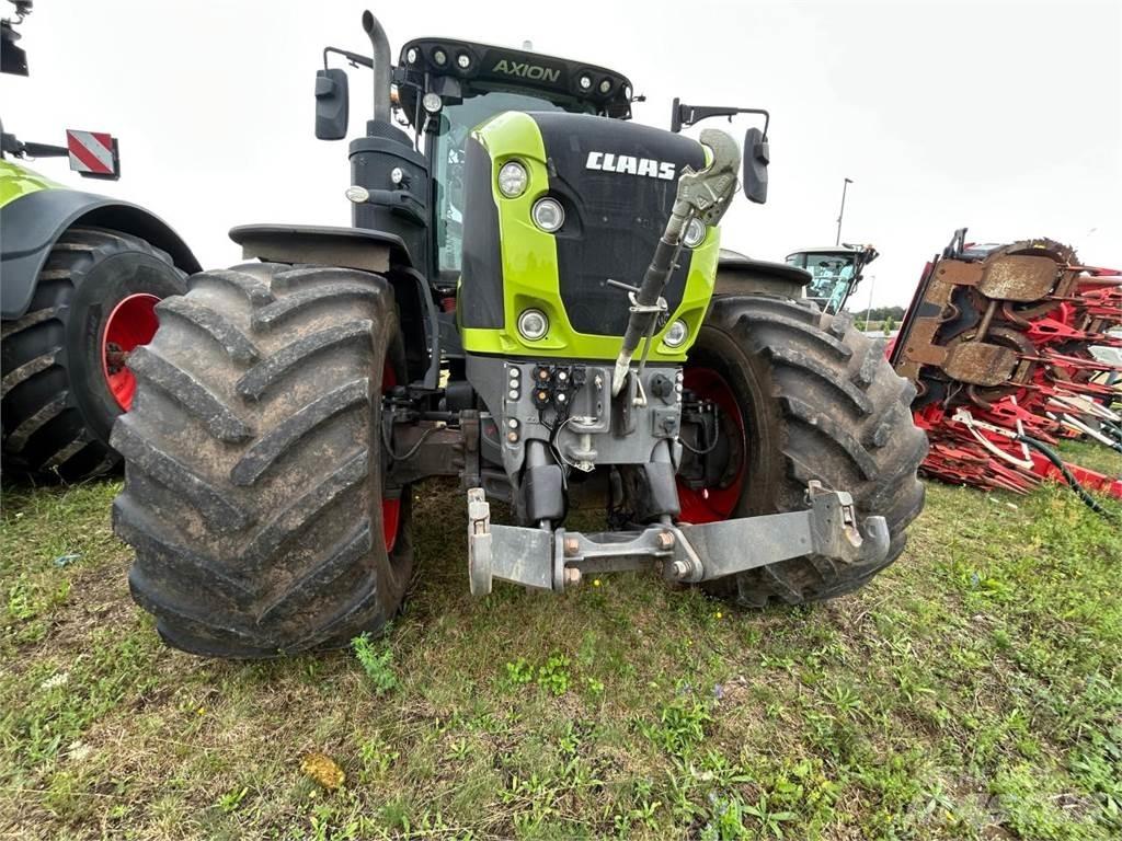 CLAAS Axion 960 TT Traktörler
