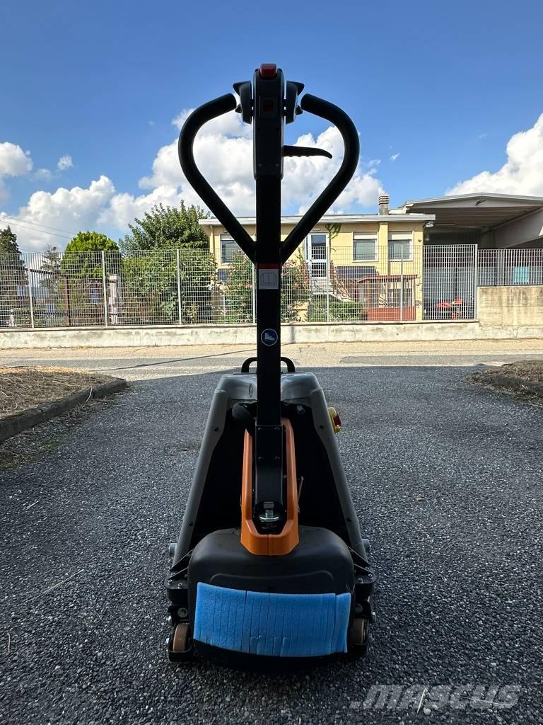 Still ECH 12 C Transpaletler