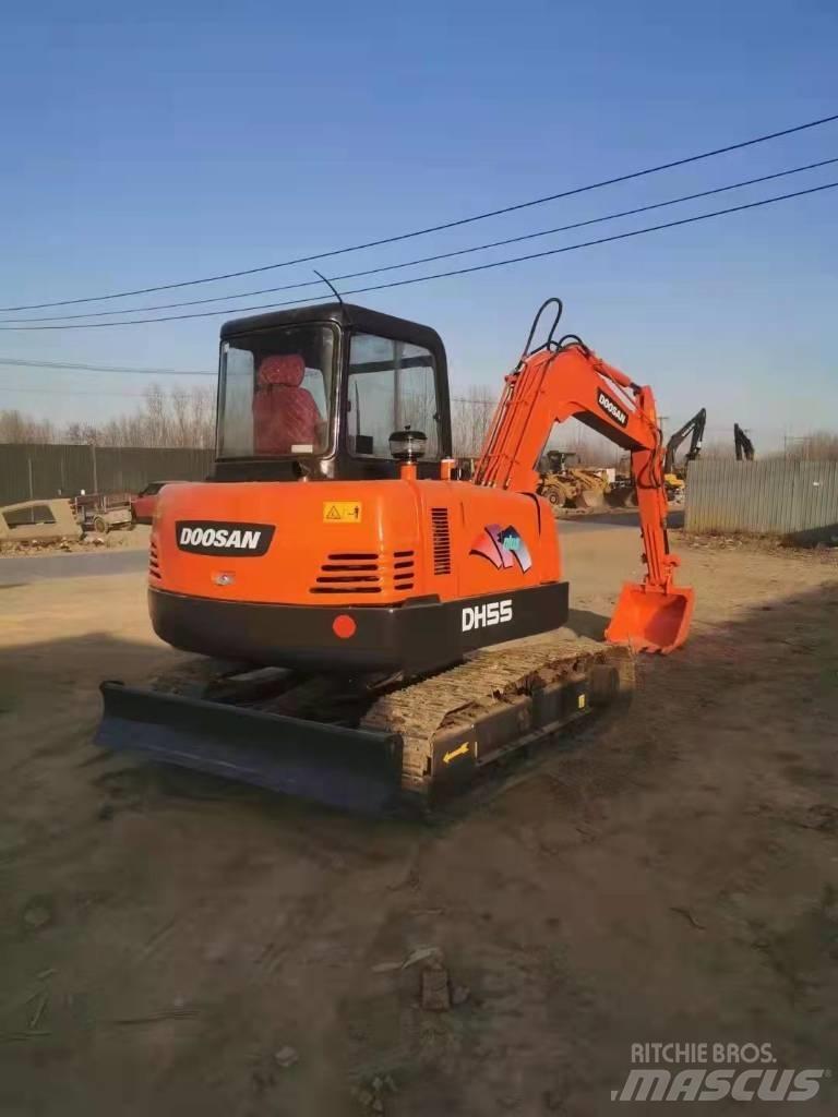 Doosan DH55 Paletli ekskavatörler