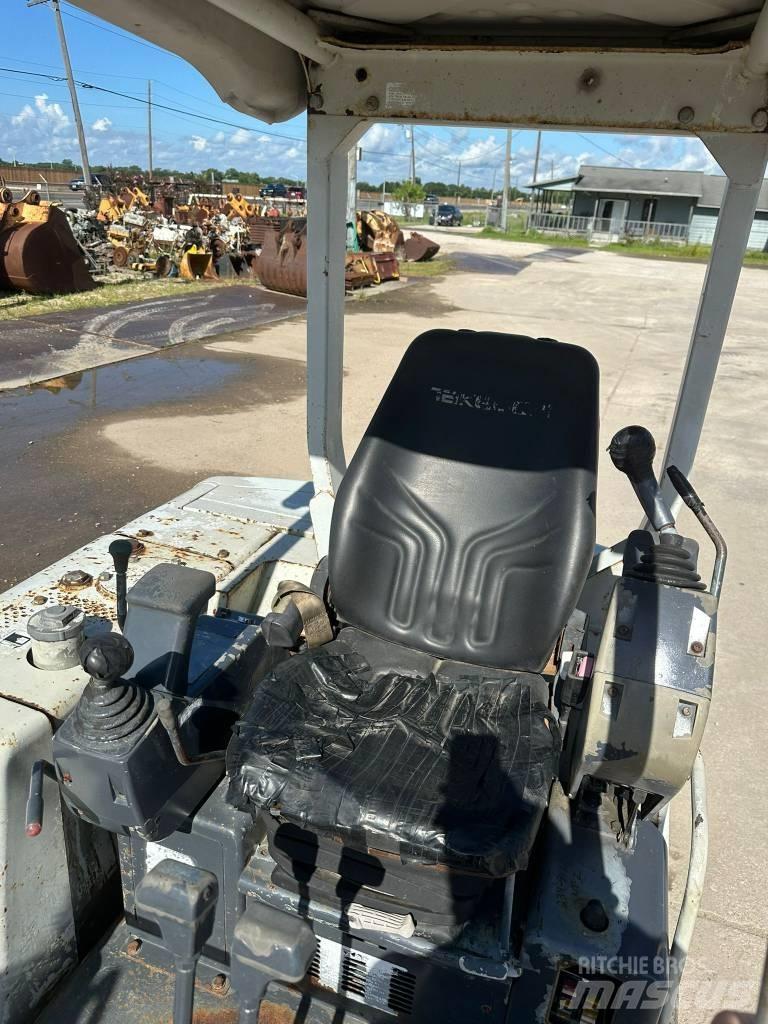 Takeuchi TB 135 Paletli ekskavatörler