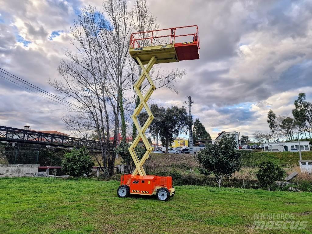 JLG 260 MRT Makasli platformlar