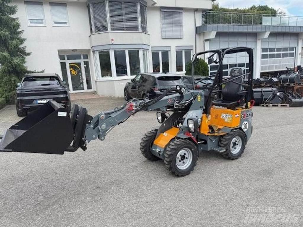 GiANT G1200 Tele Tekerlekli yükleyiciler