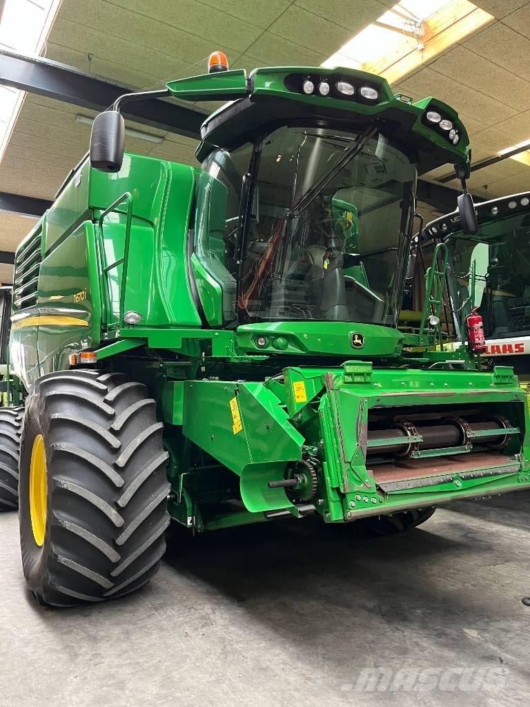John Deere T670 Biçerdöverler
