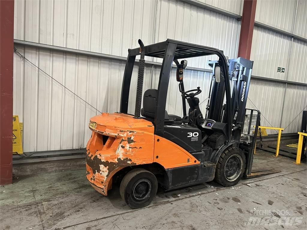 Doosan D30S-5 Dizel forkliftler