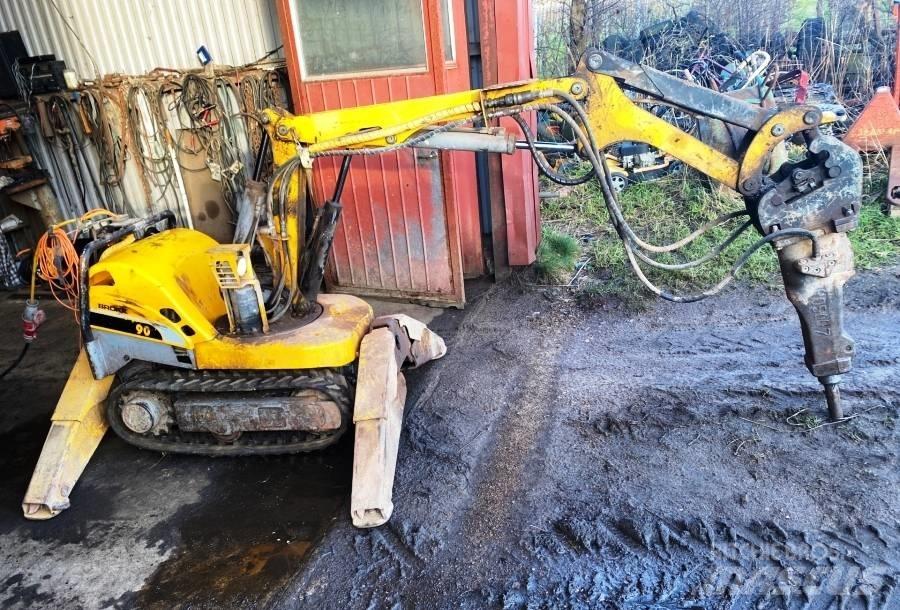 Brokk 90 Yıkım ekskavatörleri