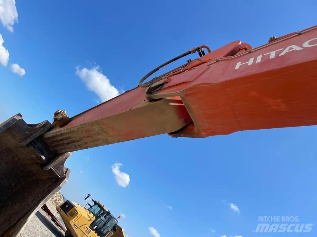 Hitachi EX 1200-6 Paletli ekskavatörler