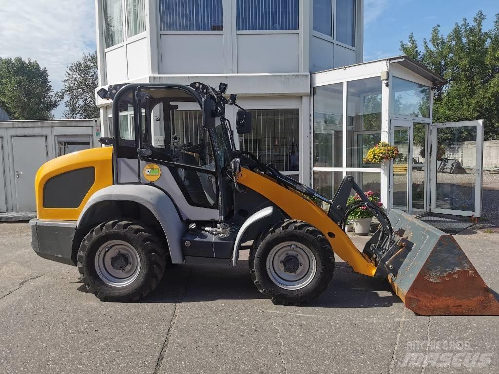 Kramer 5055e Ön yükleyici ve kazicilar