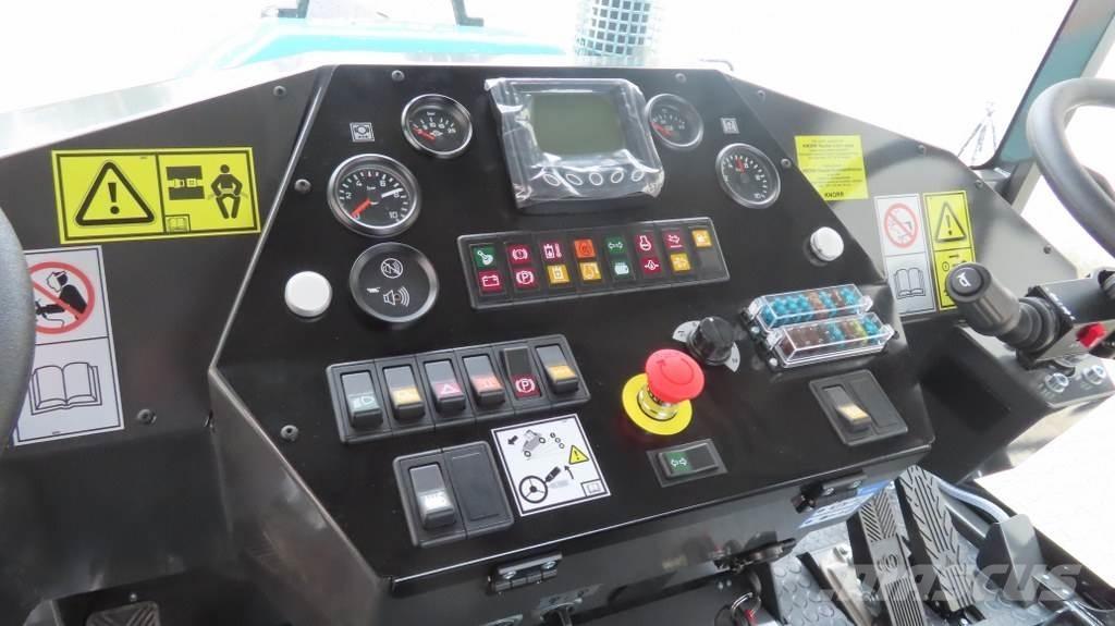 Ammann ART 240 Pnömatik lastikli silindirler