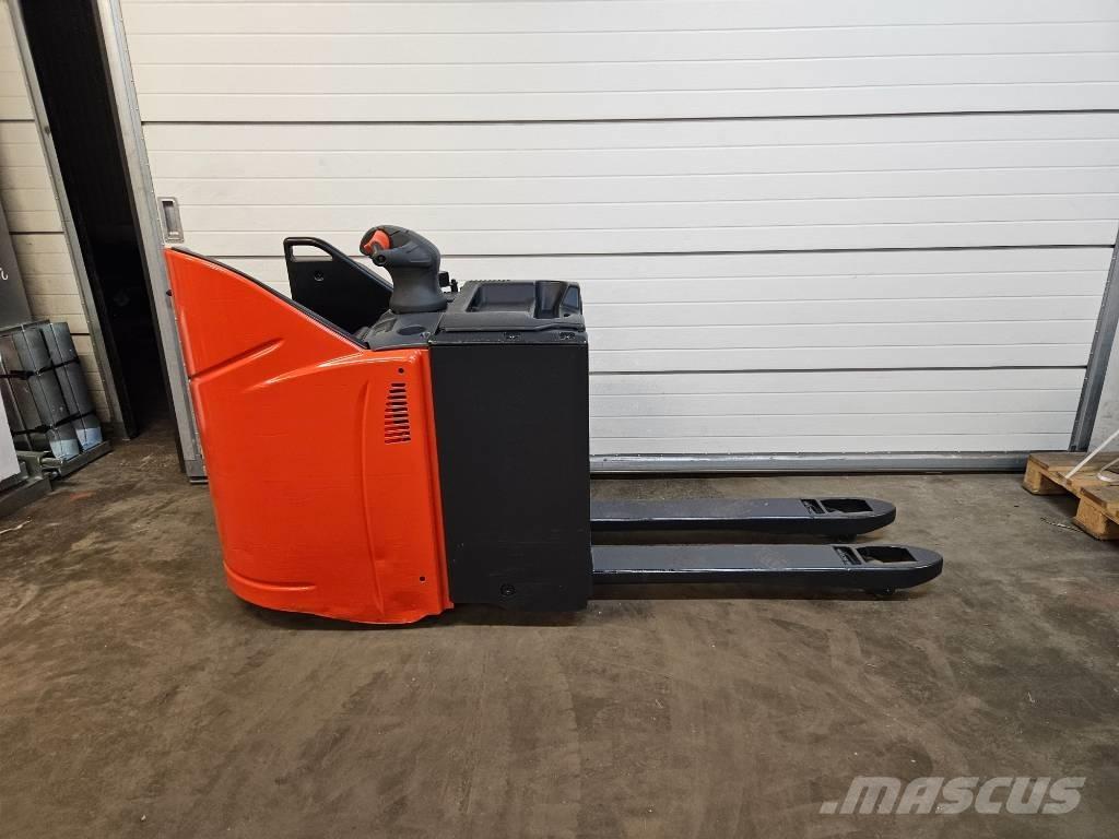 Linde T20SP Düsük seviye kaldirici