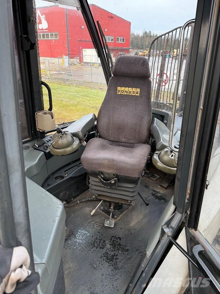 Ponsse buffalo Tomruk yükleyici traktörler