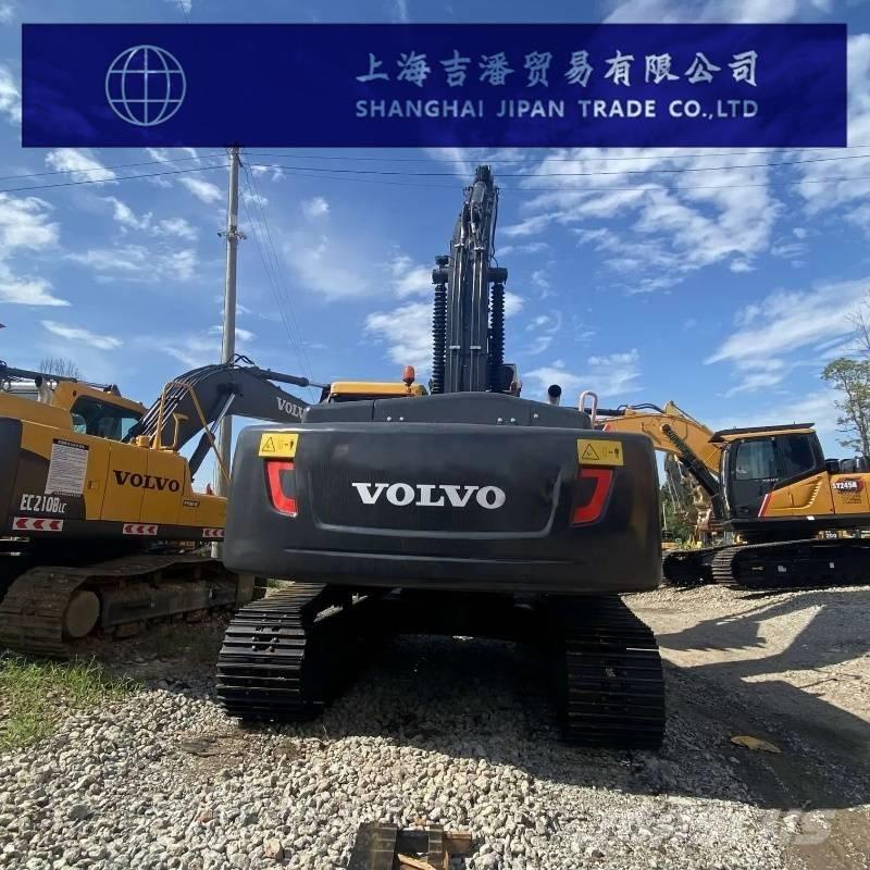 Volvo EC 240 D Paletli ekskavatörler