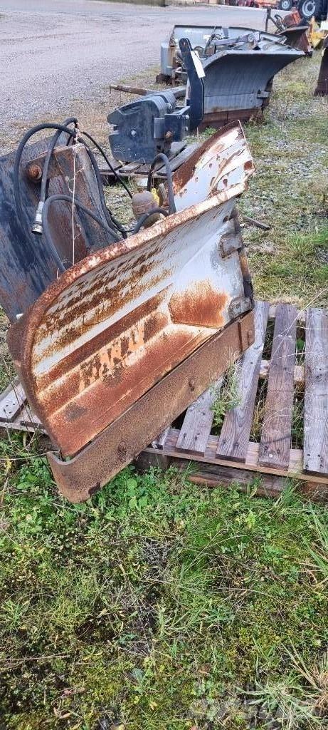 Fjärås 2 Biçaklar