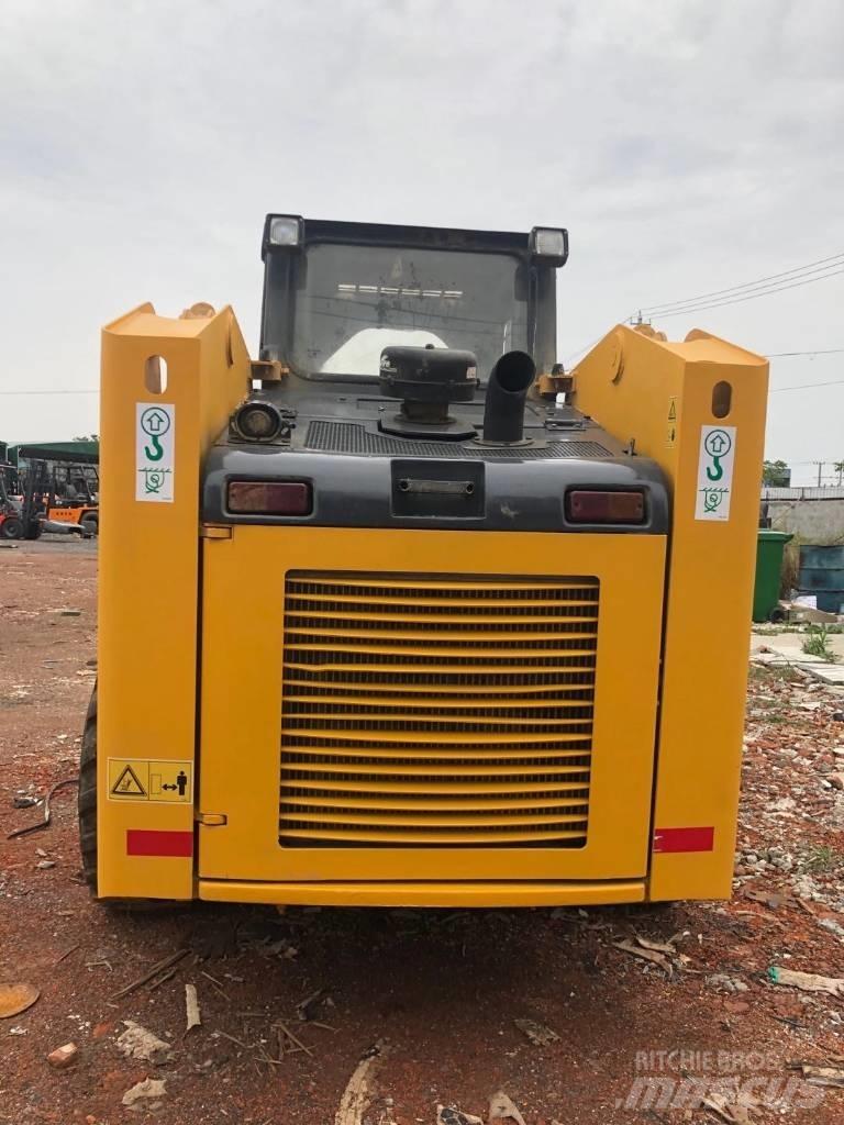 LiuGong 375 B Skid steer loderler