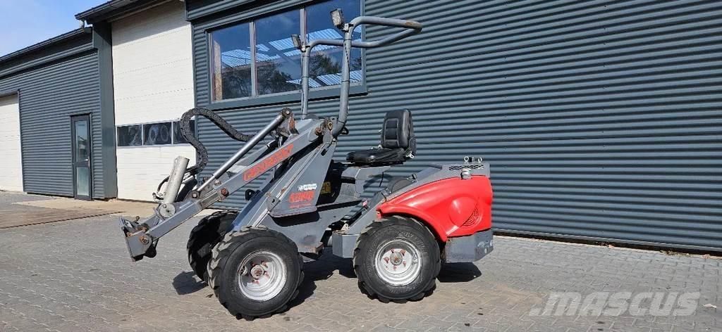 Multione A700 D Mini yükleyiciler