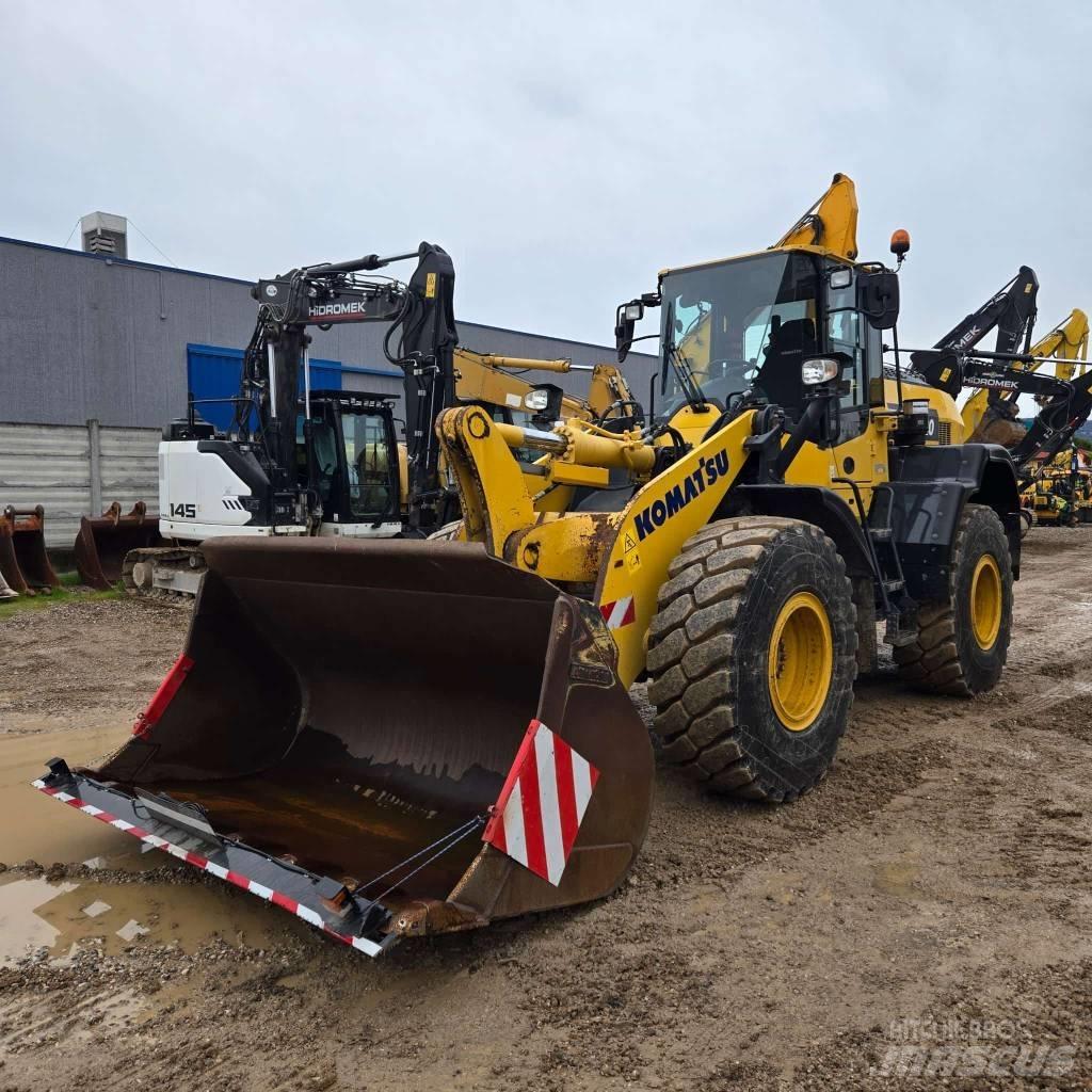 Komatsu WA 320-8 Tekerlekli yükleyiciler