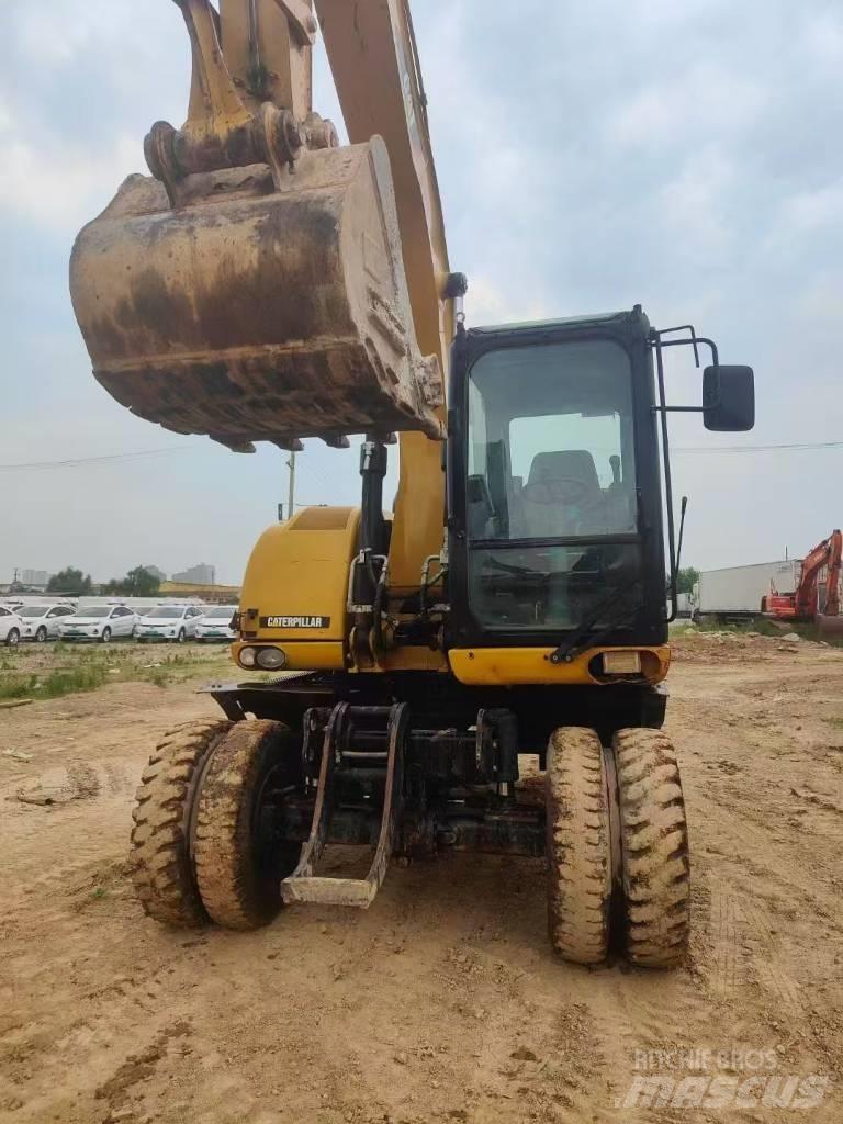 CAT M315D2 Paletli ekskavatörler