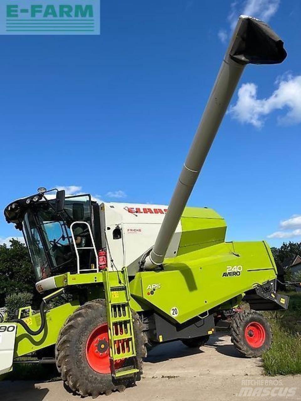 CLAAS avero 240 Biçerdöverler