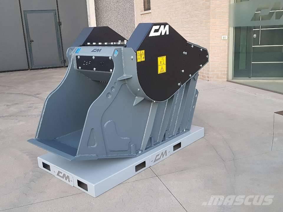CM CBF 70 Kırıcı kepçeler
