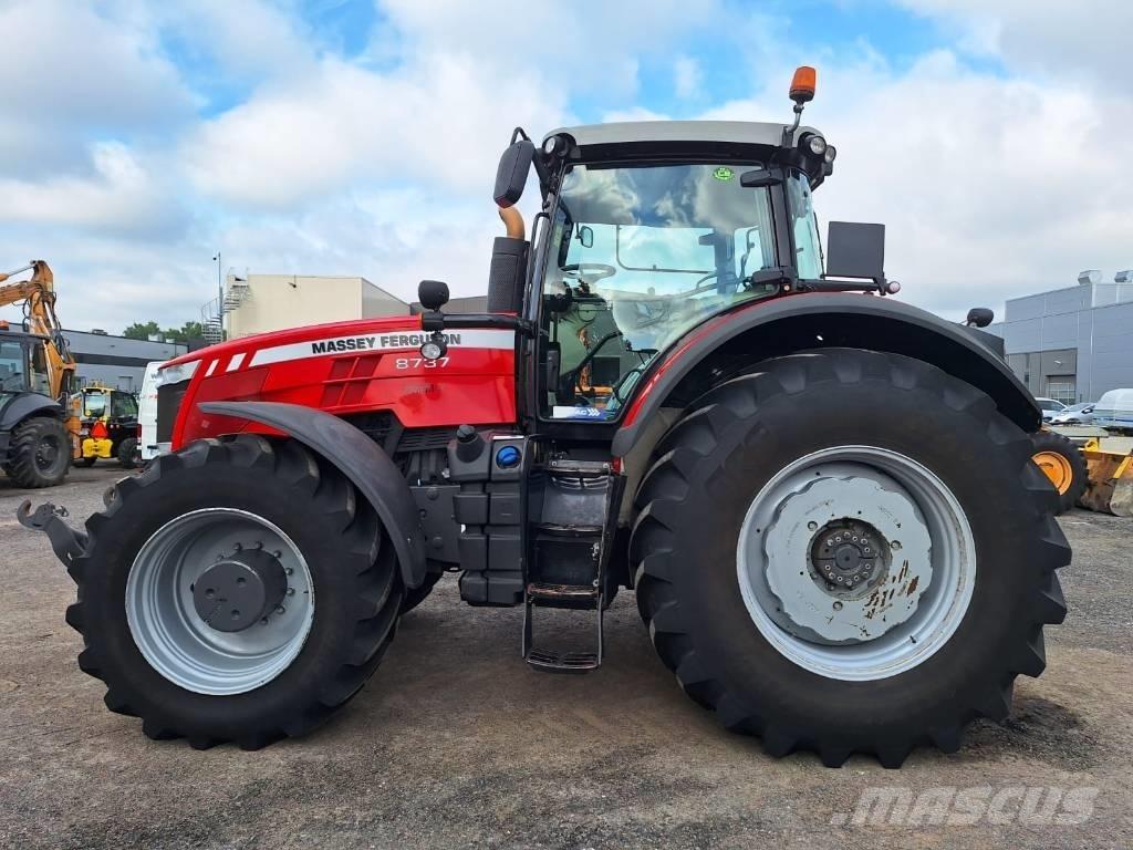 Massey Ferguson 8737 Traktörler