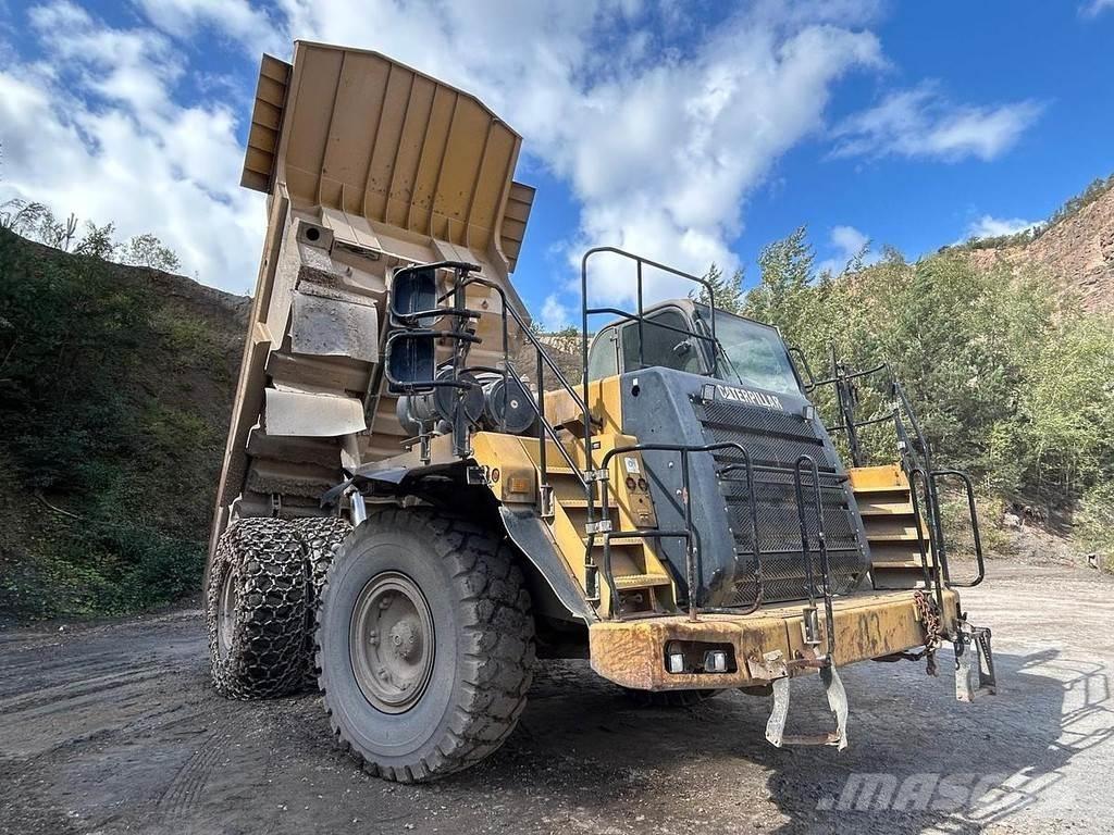 CAT 773F Yol disi kaya kamyonu