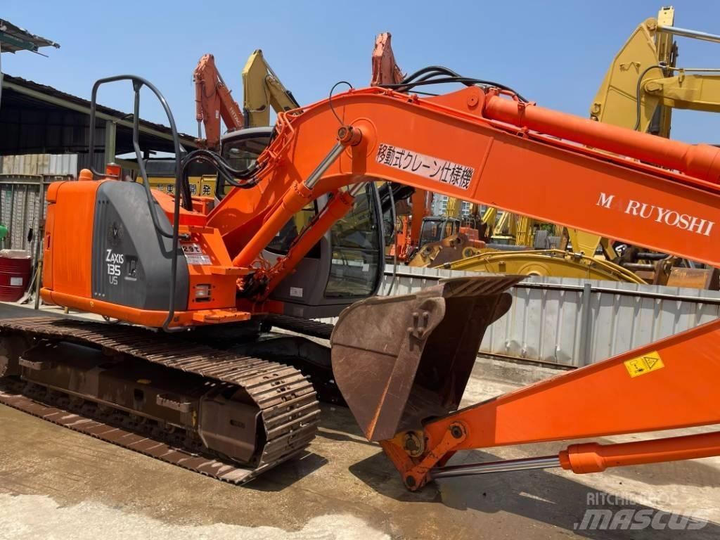 Hitachi ZX 135 Paletli ekskavatörler