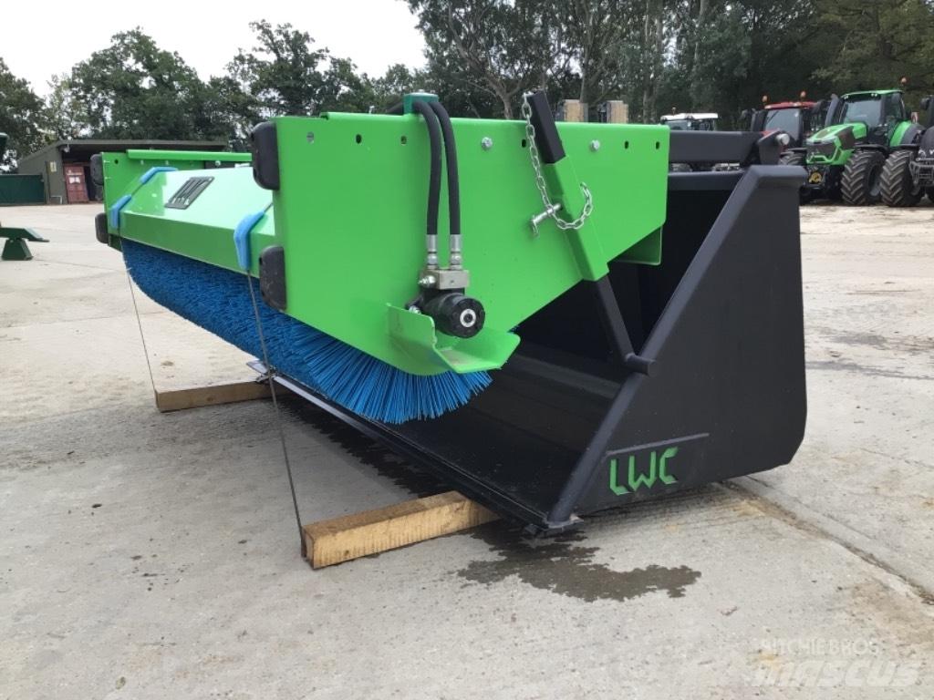 LWC SWEEPER Cadde süpürücüler