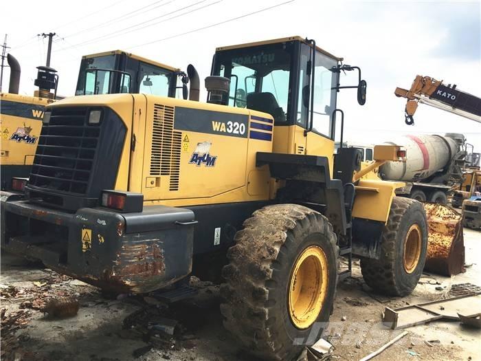 Komatsu WA 320-3 Tekerlekli yükleyiciler