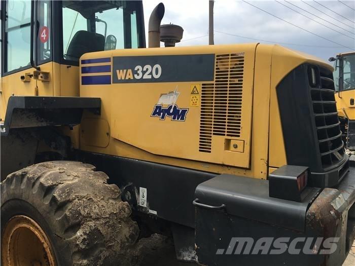 Komatsu WA 320-3 Tekerlekli yükleyiciler