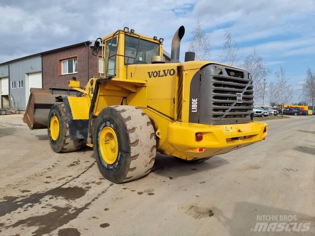 Volvo L 180 E Tekerlekli yükleyiciler