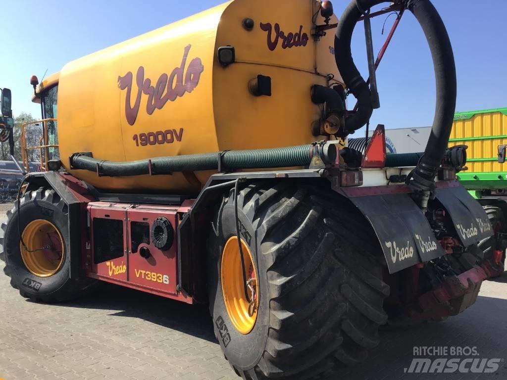 Vredo VT3936 Sivi gübre ve ilaç tankerleri