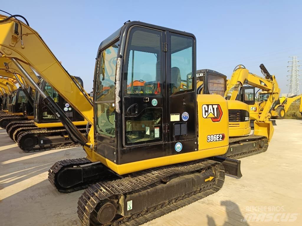 CAT 306 E2 Paletli ekskavatörler