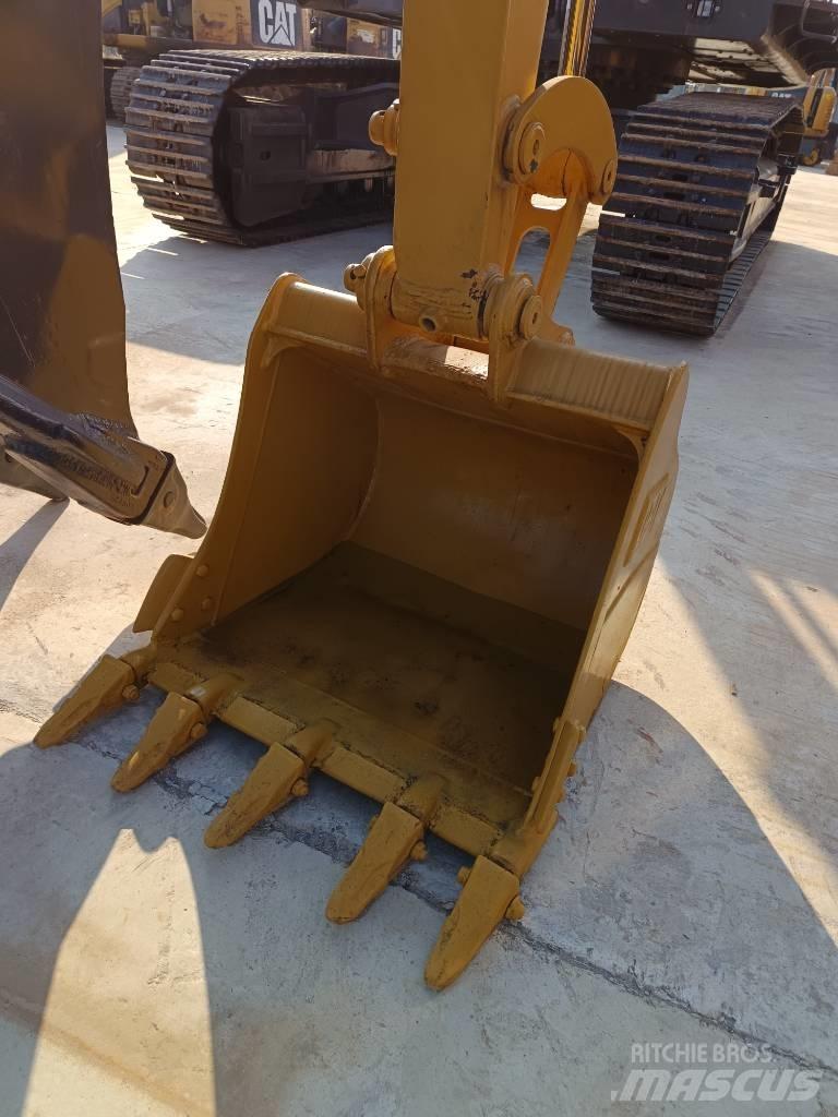 CAT 306 E2 Paletli ekskavatörler