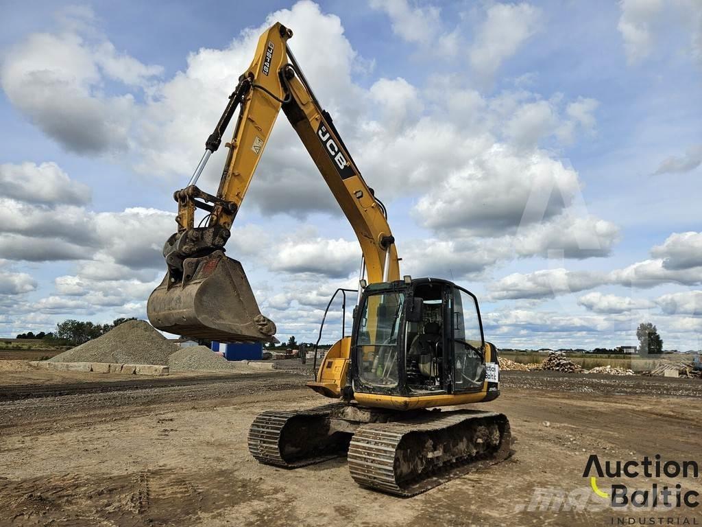 JCB JS 145 Paletli ekskavatörler