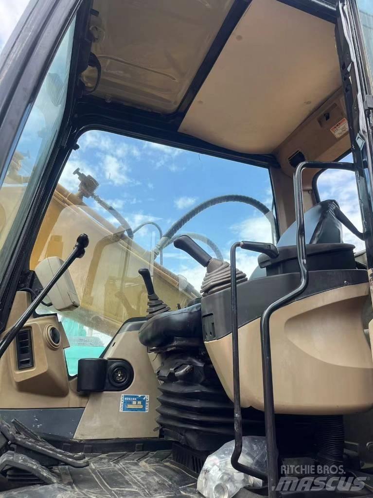 CAT 320 C L Paletli ekskavatörler