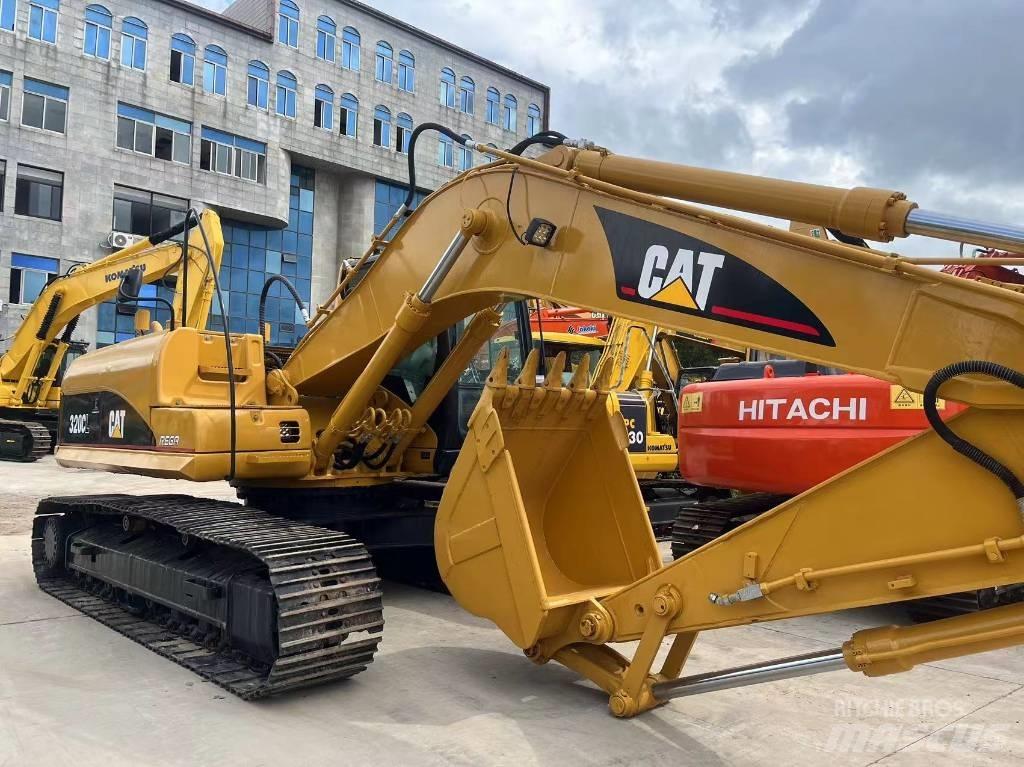 CAT 320 C L Paletli ekskavatörler