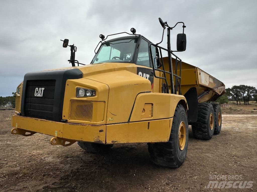 CAT 745C Belden kirma kaya kamyonu