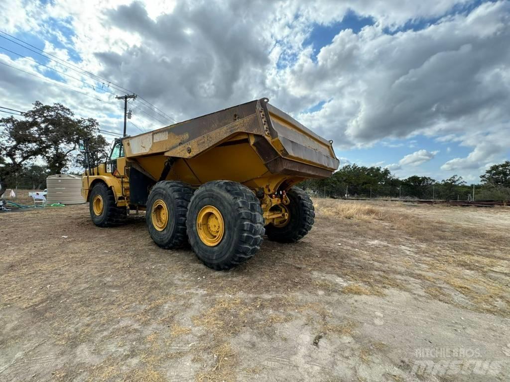CAT 745C Belden kirma kaya kamyonu