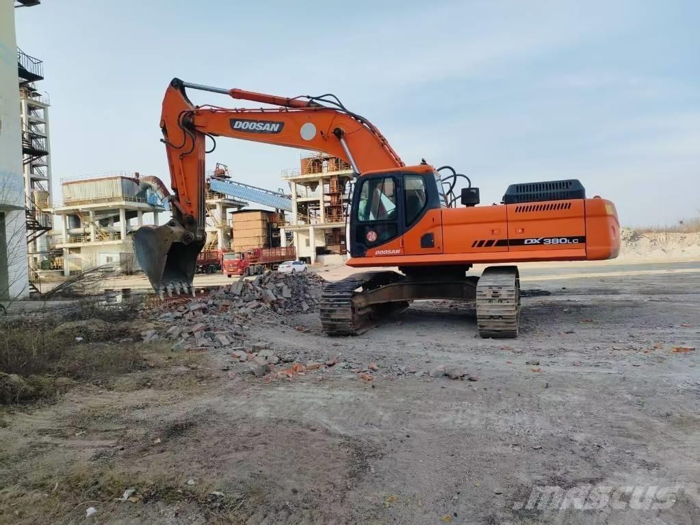 Doosan DX 380 LC Paletli ekskavatörler