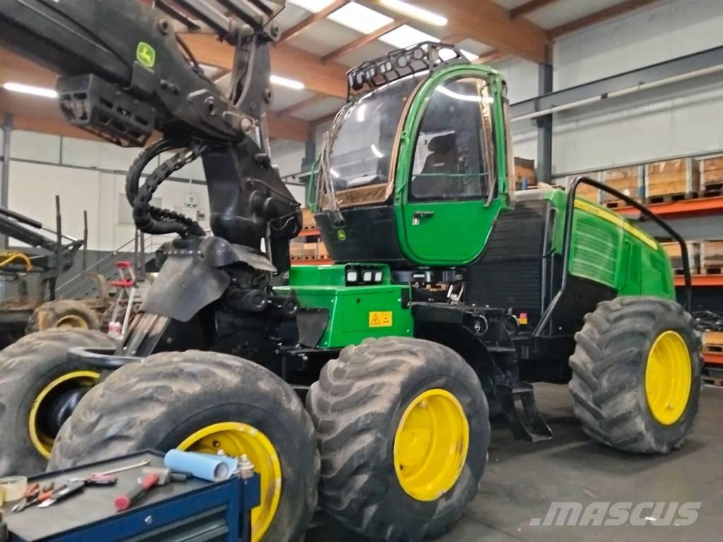 John Deere 1270 E Biçerdöverler