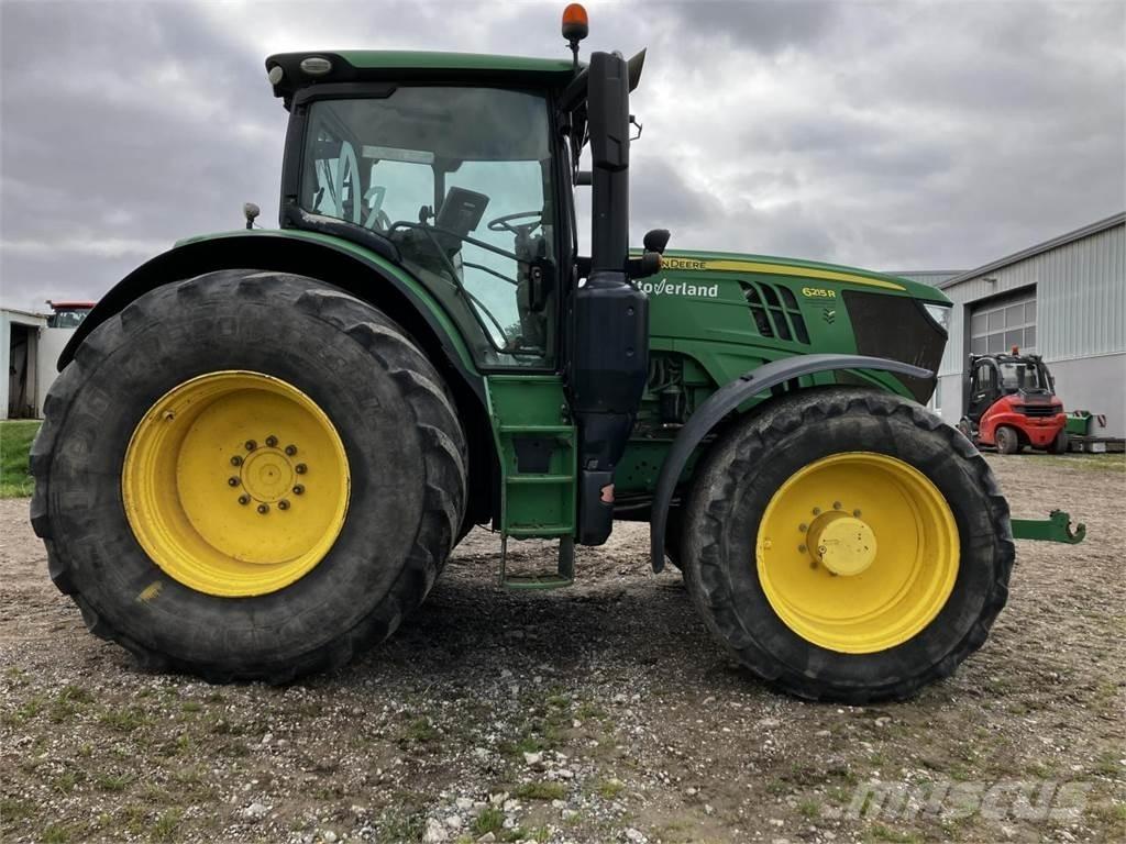 John Deere 6215R Traktörler