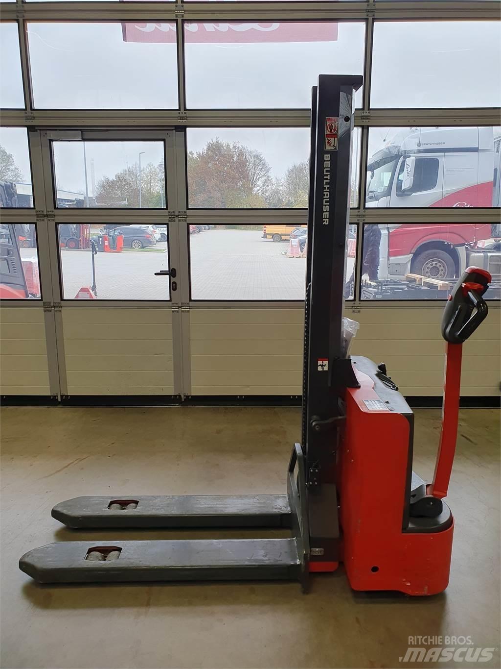 Linde MM10i Yaya kumandali istif makinasi
