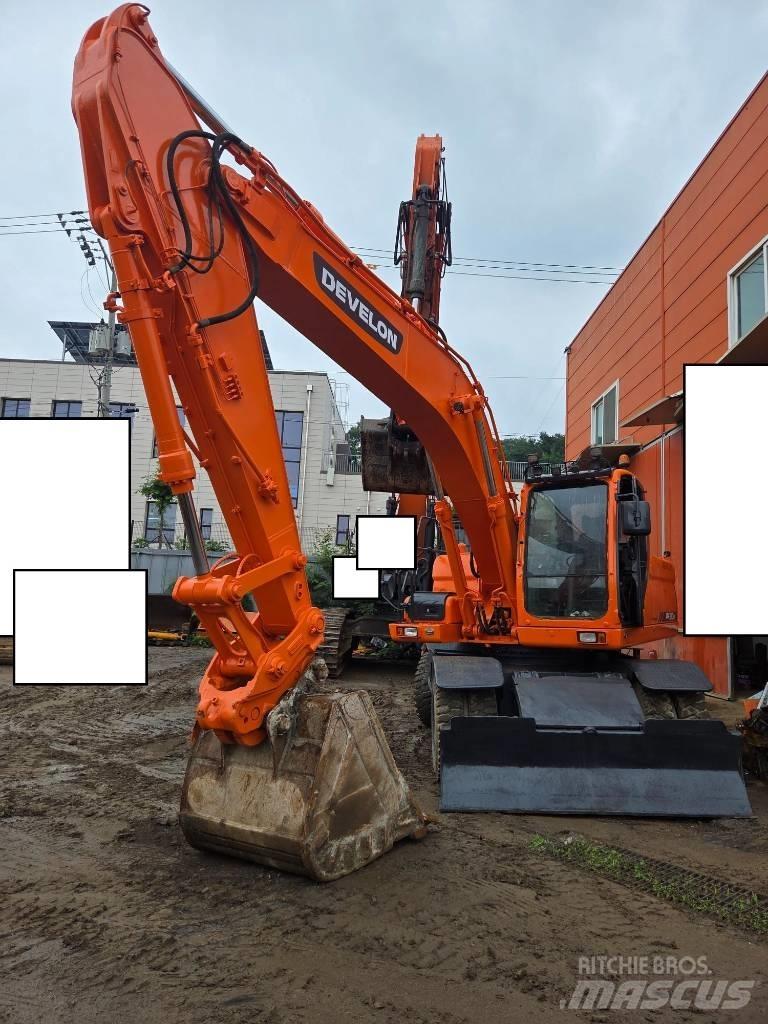 Doosan DX 210 W Lastik tekerli ekskavatörler