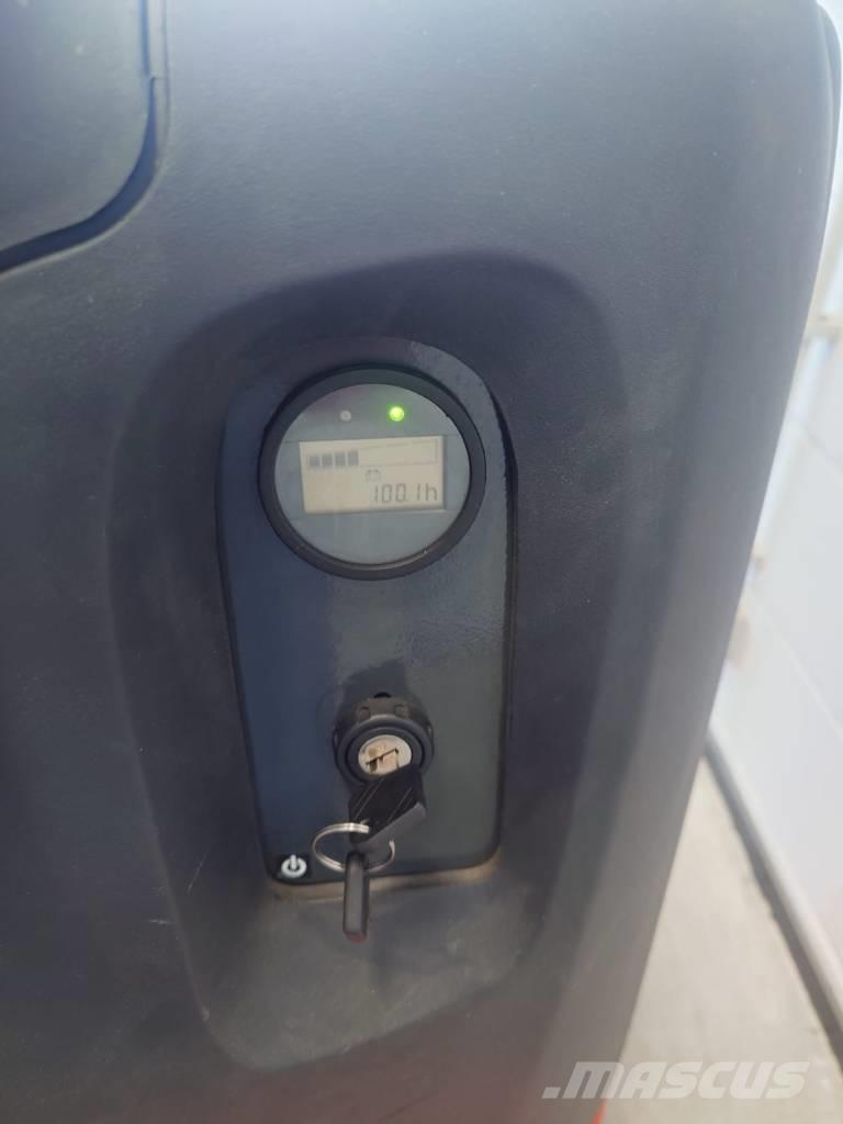 Linde T16P/1151-02 Düsük seviye platformu